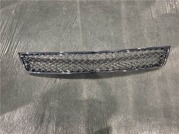 2007 Chevrolet Avalanche Replacement Grille