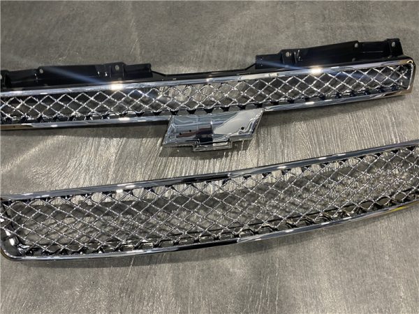 2007 Chevrolet Avalanche Replacement Grille