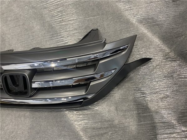 2012 Honda CR-V Replacement Grille