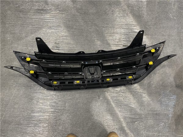2012 Honda CR-V Replacement Grille