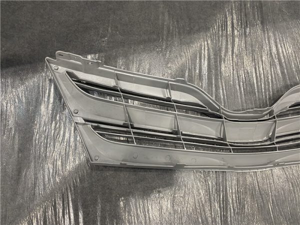 2013 Toyota Venza Replacement Grille